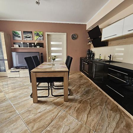 Four Seasons Aquamarina Apartment Swinoujscie Ngoại thất bức ảnh
