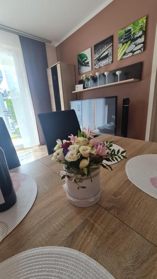 Four Seasons Aquamarina Apartment Swinoujscie Ngoại thất bức ảnh