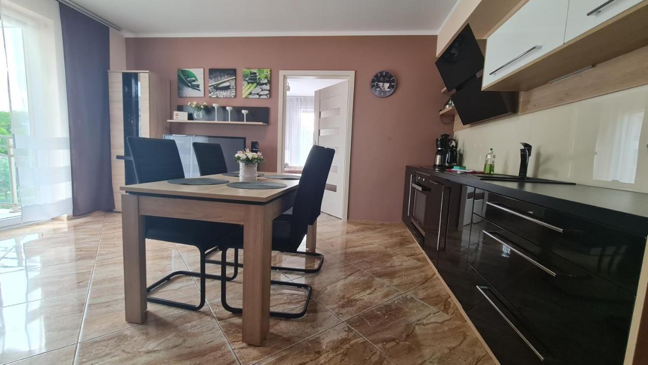 Four Seasons Aquamarina Apartment Swinoujscie Ngoại thất bức ảnh
