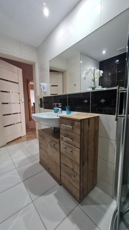 Four Seasons Aquamarina Apartment Swinoujscie Ngoại thất bức ảnh