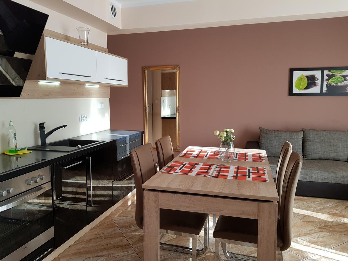 Four Seasons Aquamarina Apartment Swinoujscie Ngoại thất bức ảnh